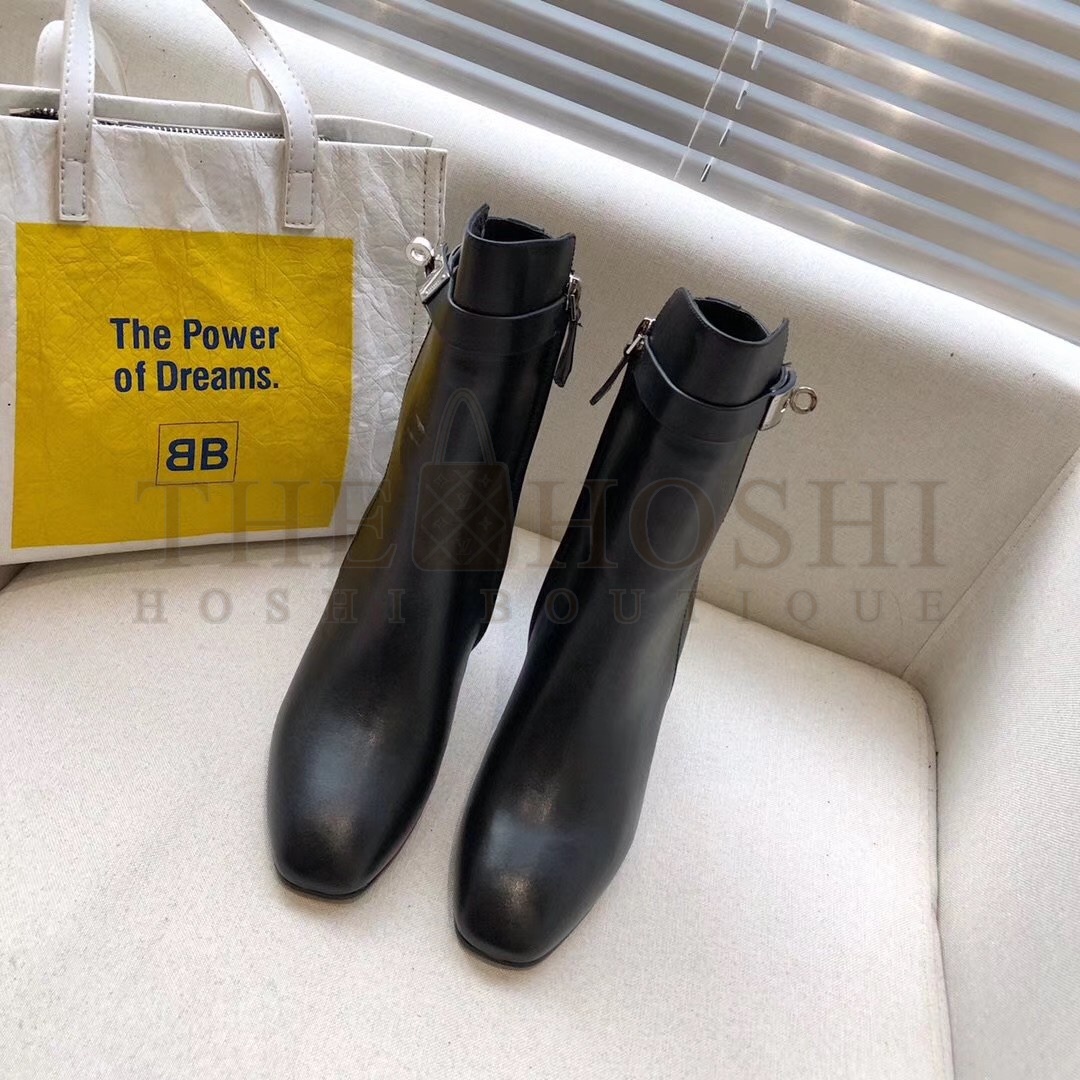 H**me5 Black Joueuse Ankle Boots Master Quality