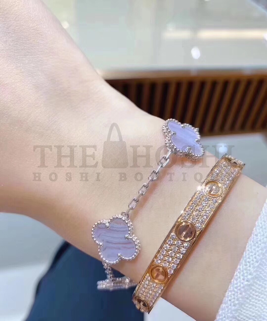 V*n Cl**f&Arpels Agate Clover Bracelet, Vintage Alhambra bracelet, 5 motifs Master Quality