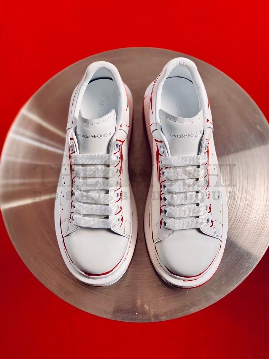 A1exa*der Mcqv*en Women