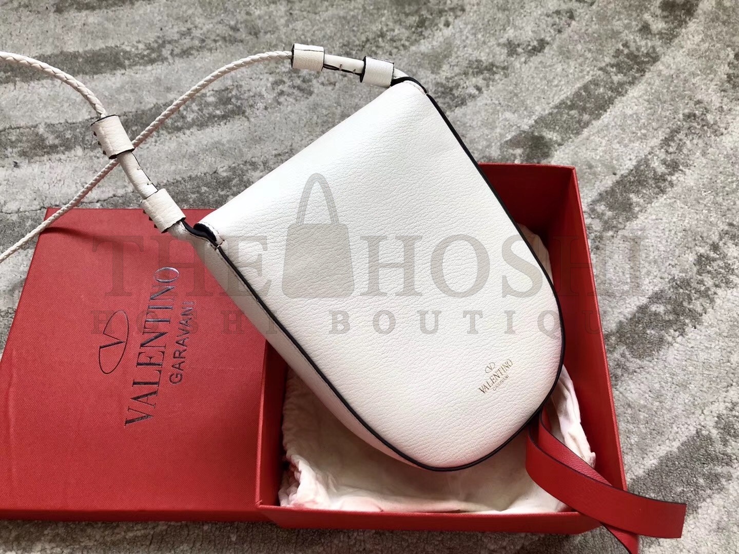 Va1e*ntin0 Medium Vring Crossbody Bag In White Goatskin Master Quality