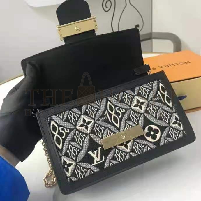 L0vis Vvtt0n LV Women Since 1854 Dauphine Chain Wallet Monogram Flowers Cowhide-Leather Master Quality