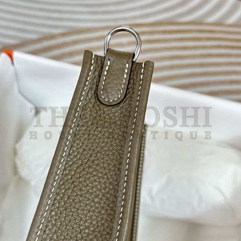 H**me5 Evelyn Bags Master Quality