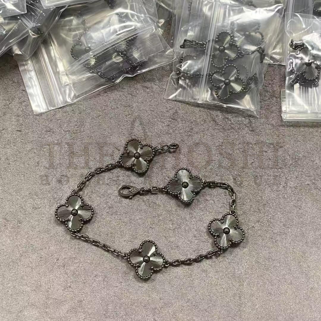 V*n Cl**f & Arpels Alhambra Bracelet Master Quality