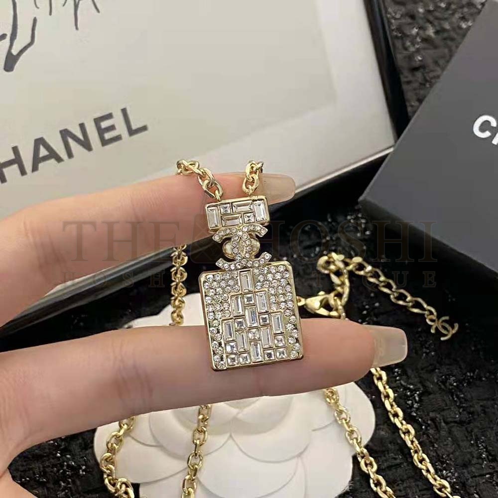 Ch**el Women Long Pendant Necklace in Metal and Strass Master Quality