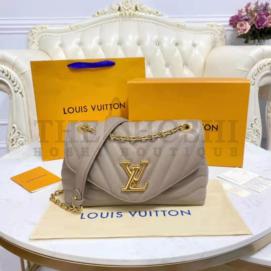 L0vis Vvtt0n LV Women New Wave Chain Bag Handbag Sandy Smooth Cowhide Leather Master Quality