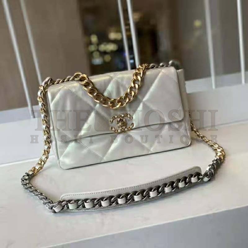 Ch**el Women 19 Large Flap Bag Iridescent Calfskin Gold Silver-Tone &amp; Ruthenium-Finish Metal White Master Quality