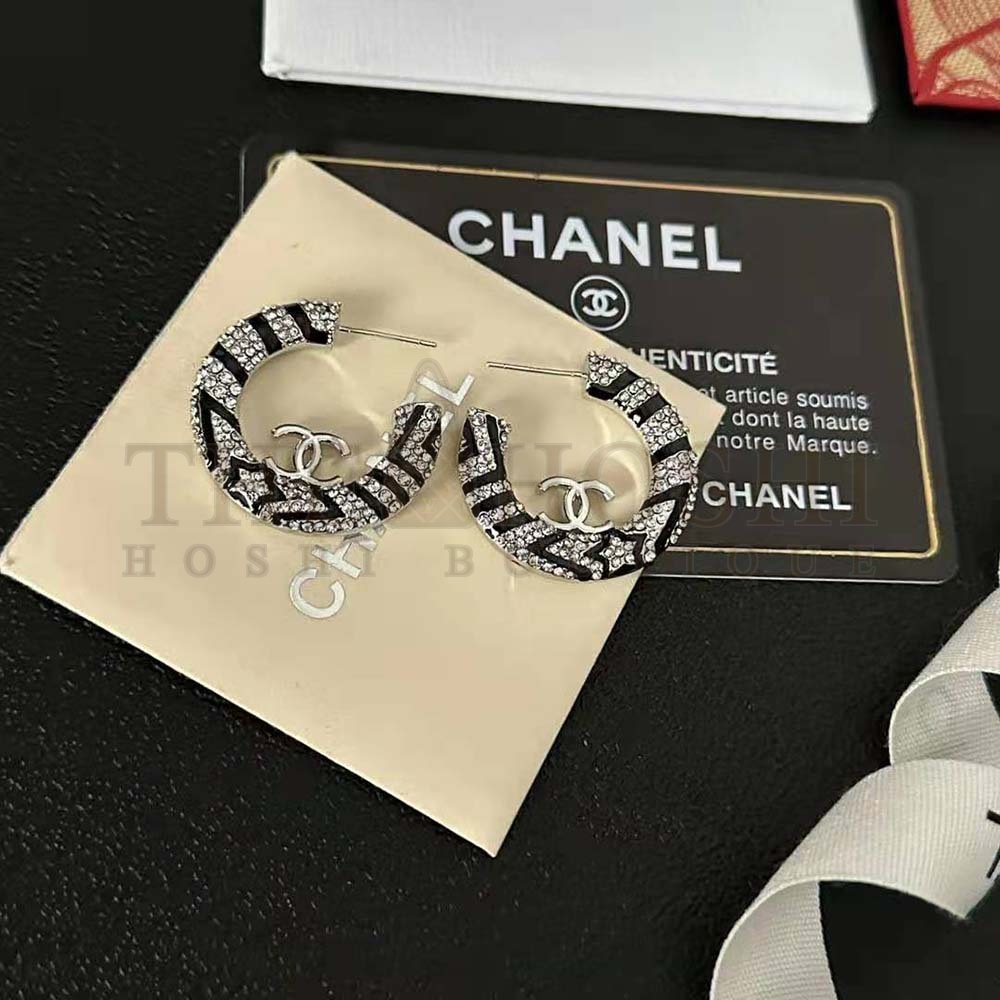 Ch**el Women Hoop Earrings in Metal and Strass Master Quality