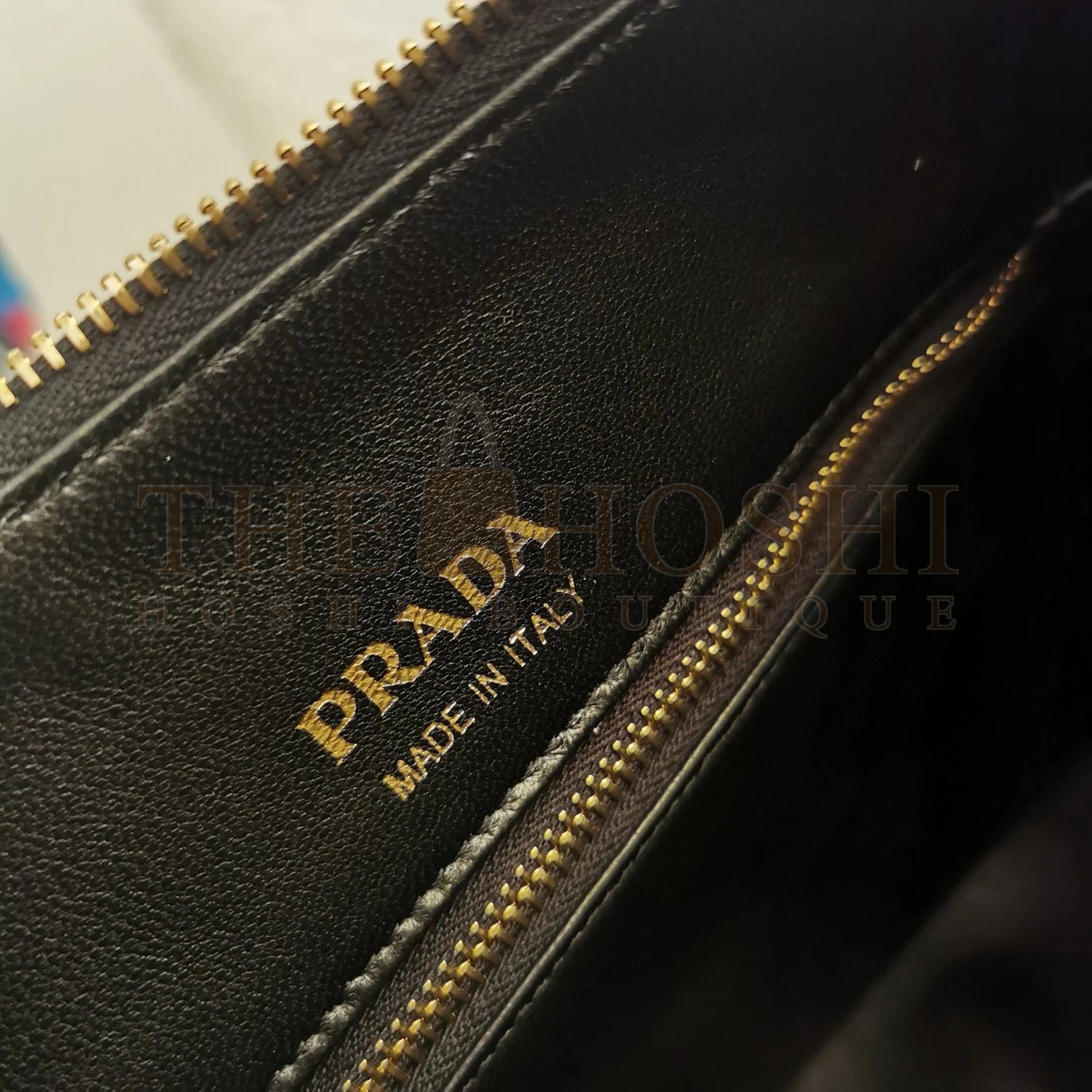 Pra*a Shoulder Bag in Black Grained Leather Master Quality