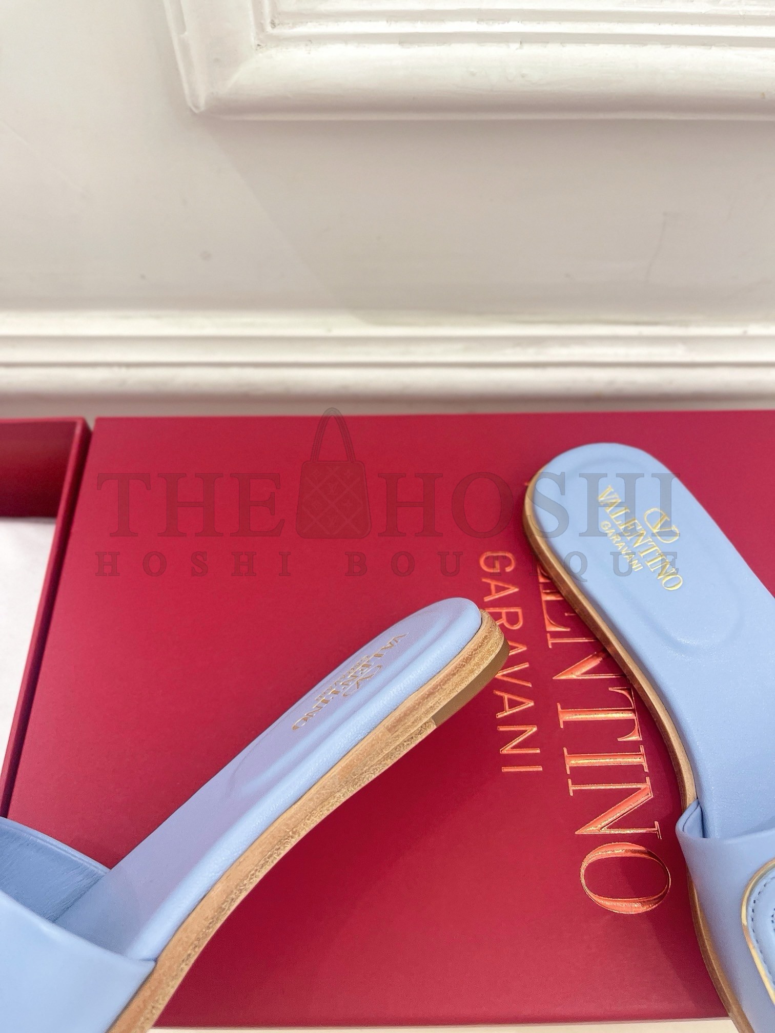 Va1e*ntin0 VLogo Cut-out Slide Sandals in Blue Leather Master Quality