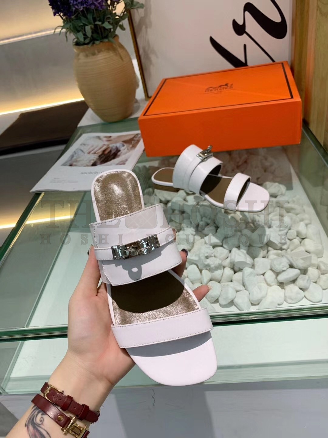 H**me5 Avenue Sandals In White Calfskin Master Quality