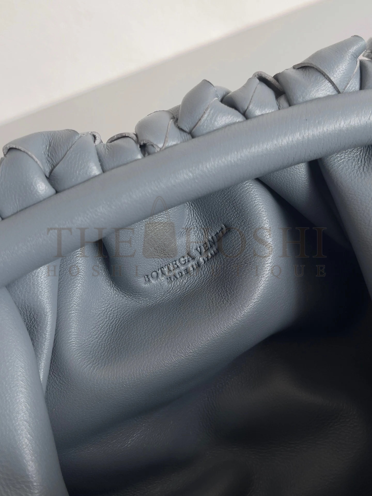 B0tt*ga Ven*ta Mini Pouch with Strap in Thunder Intrecciato Lambskin Master Quality