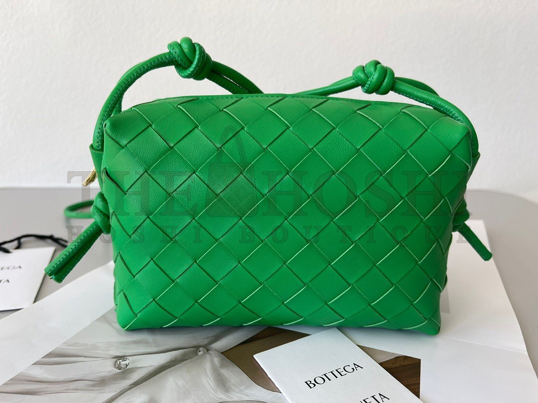 B0tt*ga Ven*ta Loop Mini Bag In Green Intrecciato Lambskin Master Quality