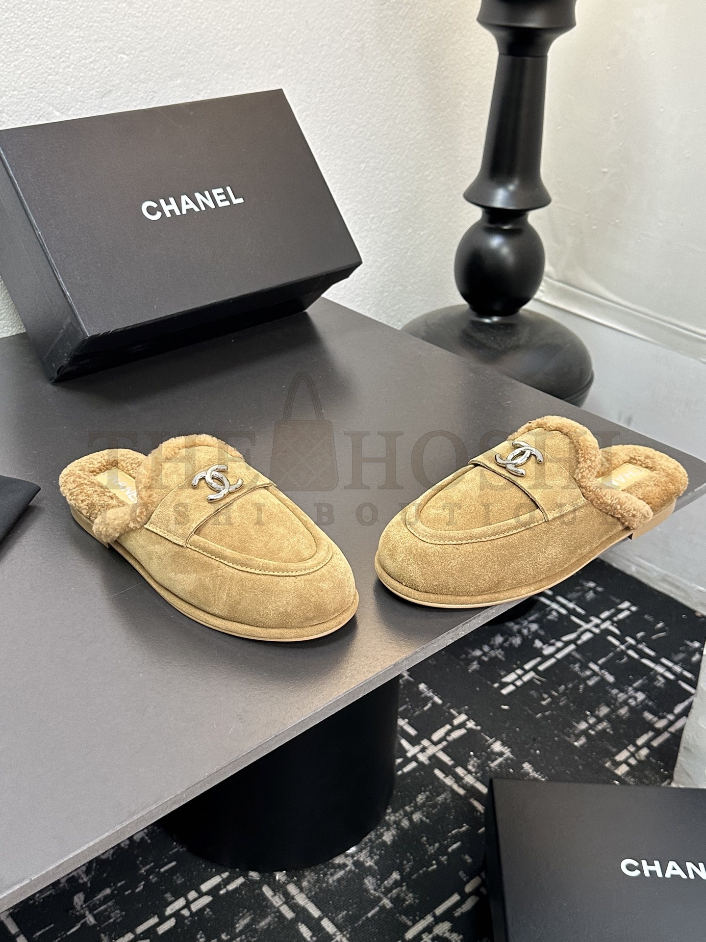 Ch**el CH 25K Fur Mule Slippers Suede Leather Shearling Lined 35-41 Master Quality