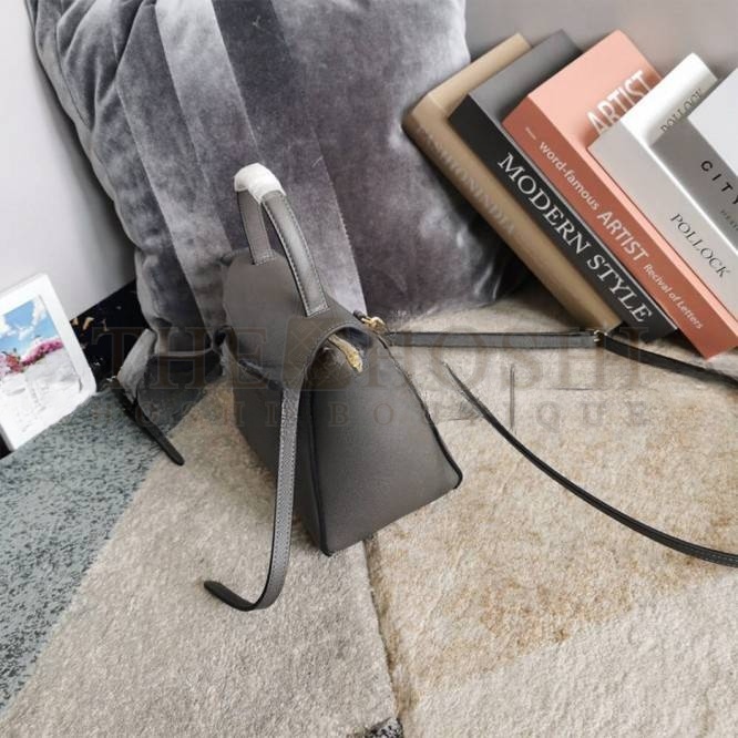 Ce1i*e NANO BELT BAG 189003ZVA.10DC (20*20*10cm) Master Quality