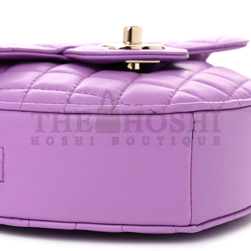 Ch**el CC IN LOVE HEART BAG 1644685 (18*17*4cm) Master Quality