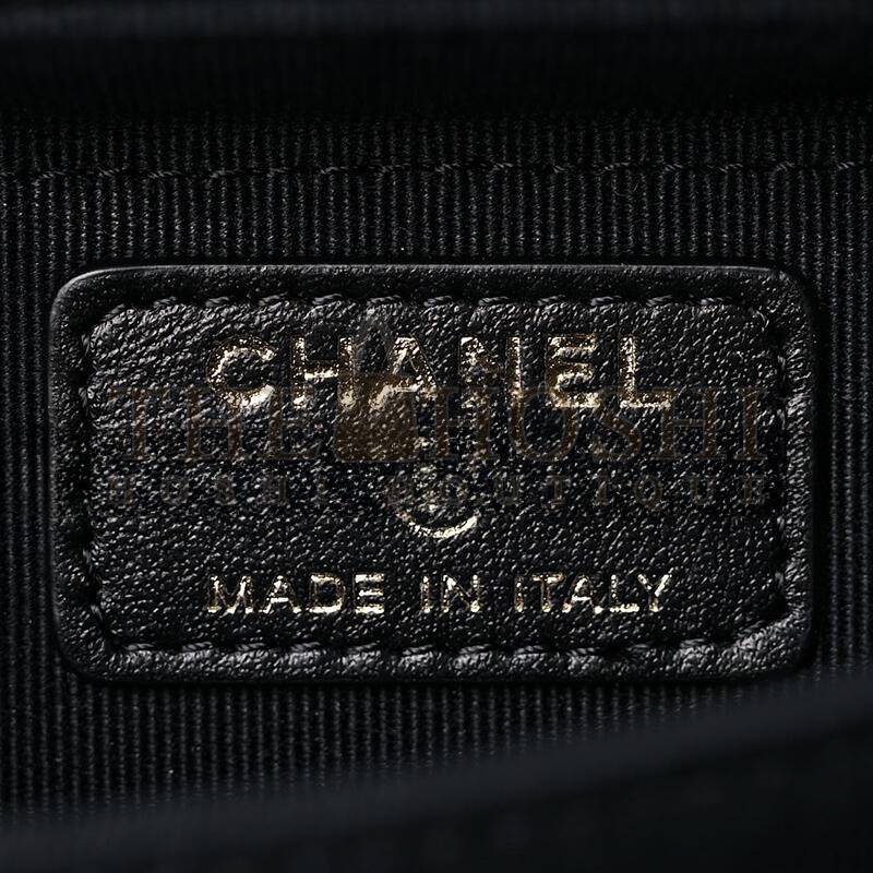 Ch**el QUILTED MINI LACQUERED CHAIN CLUTCH BLACK AP2738 B07995 94305 (10.5*7*4.5cm) Master Quality