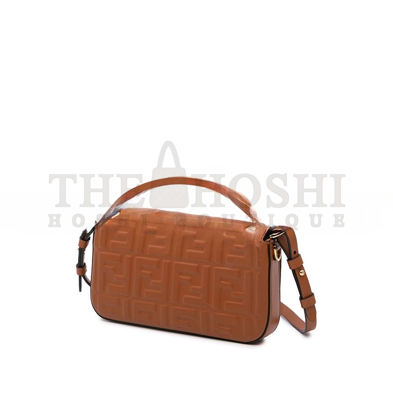 F**di NAPPA FF EMBOSSED PHONE BAGUETTE 7AS142AAJDF1C6J (18.5*10*2.5cm) Master Quality