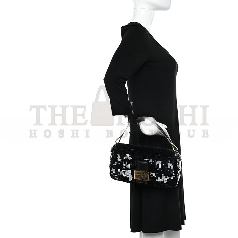 F**di BAGUETTE BAG (27*15*6cm) Master Quality