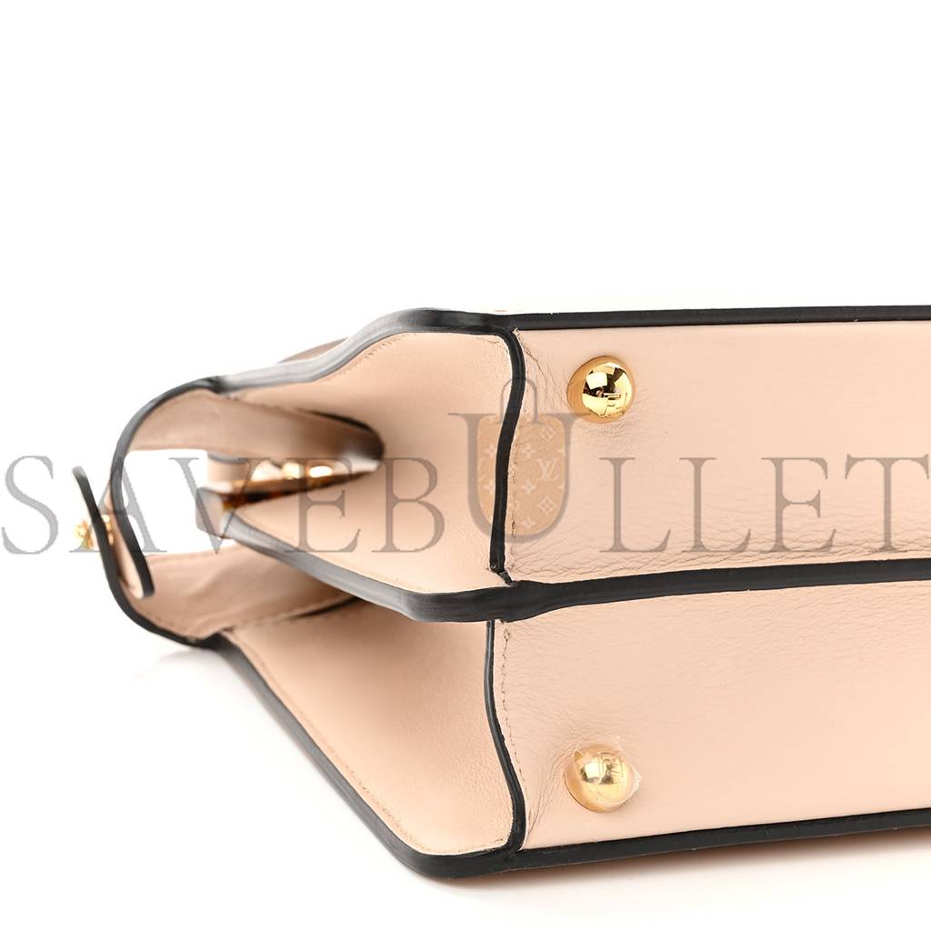 F**di VITELLO SETA SHINY NAPPA PLEXIGLASS SMALL PEEKABOO I SEE U SATCHEL POUDRE (27*20*10cm) Master Quality