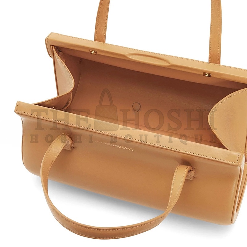 L0ew* SMALL CLASP BAG IN CALFSKIN 116371 (25*15*13cm) Master Quality