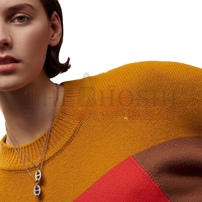 H**me5 MINI MAILLON PENDANT, SMALL MODEL H100053FOC5 Master Quality