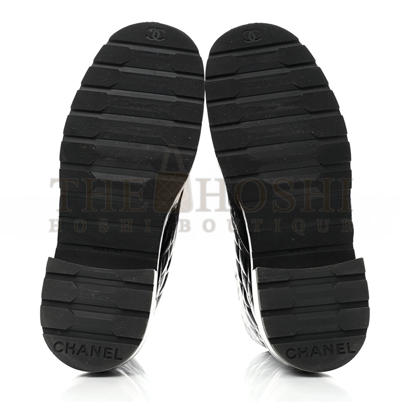 Ch**el SHINY CALFSKIN QUILTED LACE UP COMBAT BOOTS Master Quality