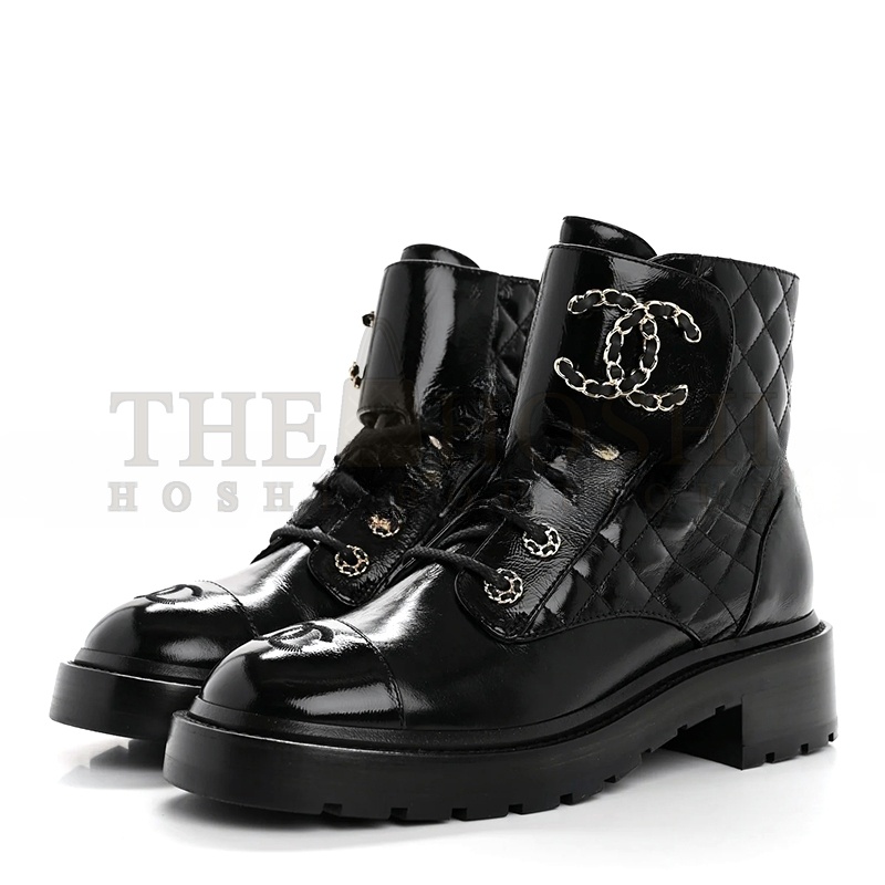 Ch**el SHINY CALFSKIN QUILTED LACE UP COMBAT BOOTS G36424 Master Quality